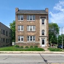 Building Photo - 5302 W Burnham St