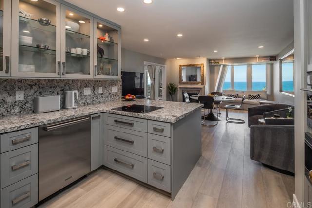 Building Photo - 1562 Camino Del Mar