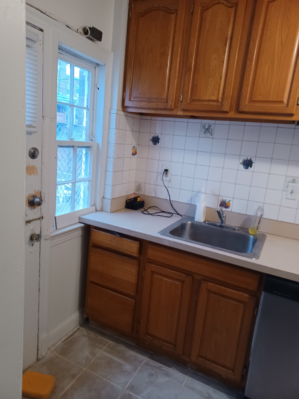 Foto del edificio - 1745 Lyman Pl NE