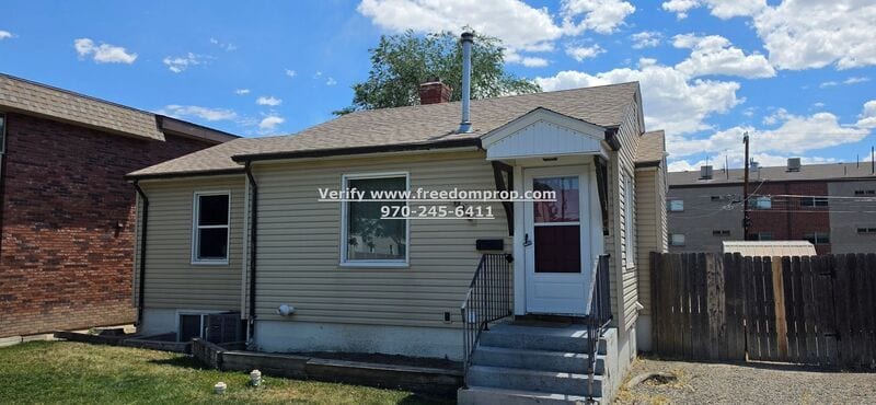 Photo - 1015 Belford Avenue