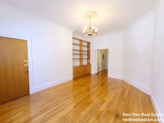 Building Photo - 88 W Cedar St