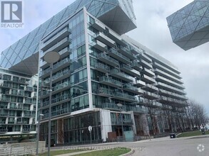 Building Photo - 39-539 Queens Quay E