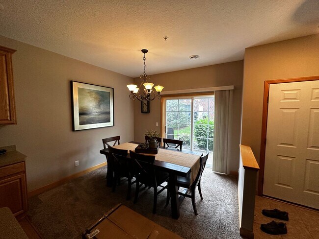 Foto del edificio - Spirit Hills town home  3br 2,5 bath   dou...