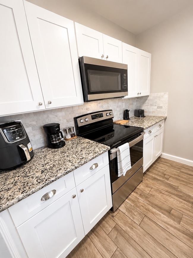 Building Photo - 1502 N Fort Harrison Ave