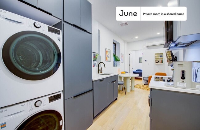 Foto del edificio - Room in Shared 4.0 bed/2 bath home