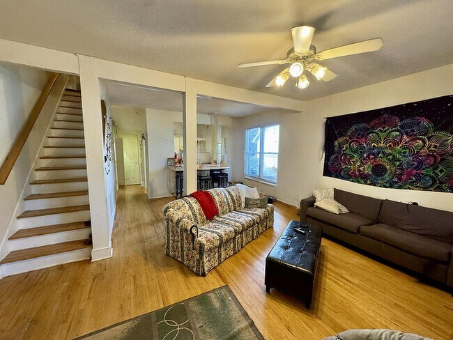 Building Photo - 107 Givens Ln