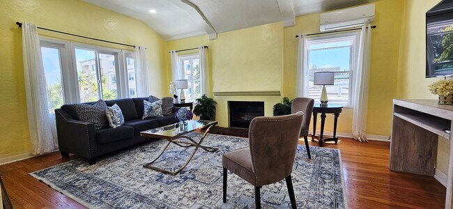 Foto del edificio - 1433 Livonia Ave