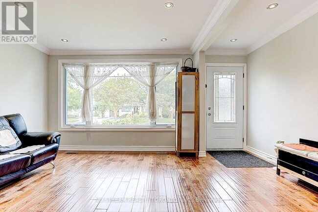 Building Photo - 432 Crosby Ave