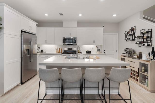 Building Photo - 2043 Bluestone Cir