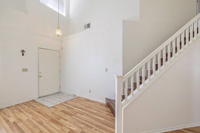 Foto del edificio - 44250 62nd St W