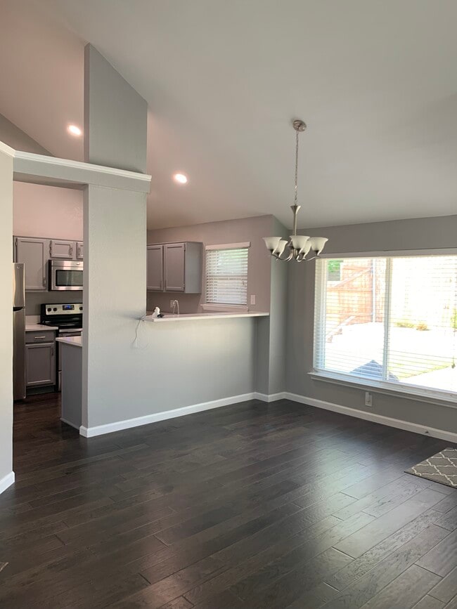 Dining Room - 950 Sylvan Creek Dr