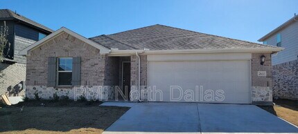 Building Photo - 2633 Oneida Ln