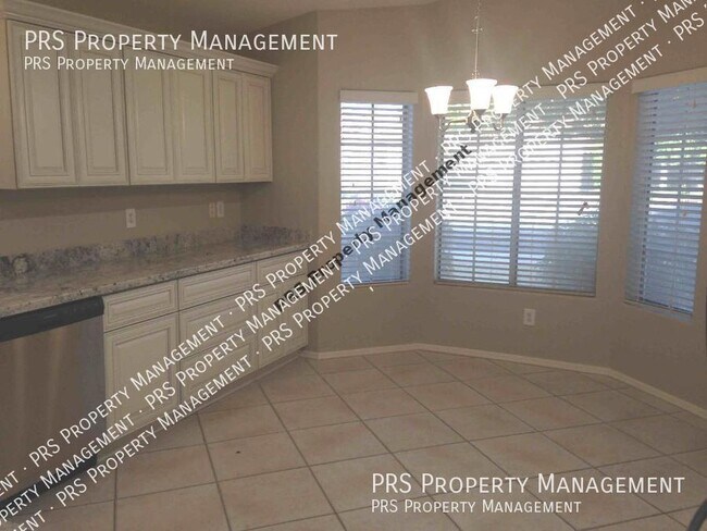 Foto del edificio - Just Listed!