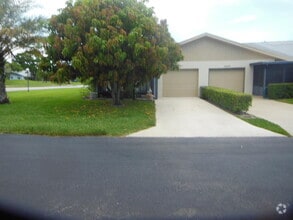 Building Photo - 5475 Glenda St