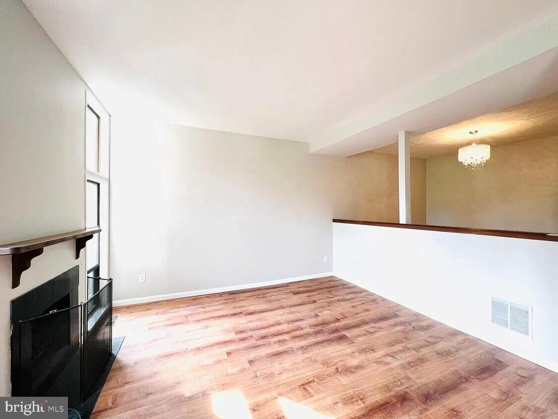 Foto principal - 88 Palace Ct