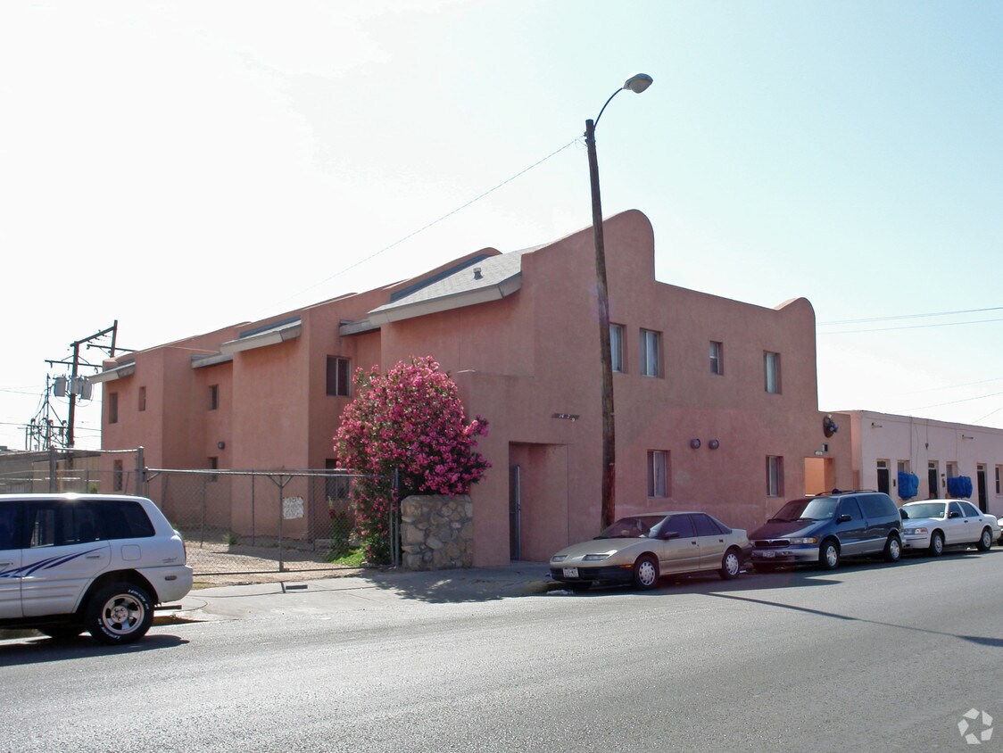 Primary Photo - 714 S Mesa St