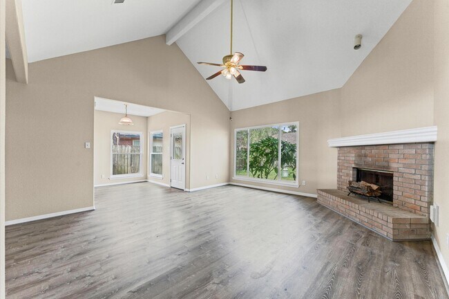 Foto del edificio - 6219 Springhaven Dr