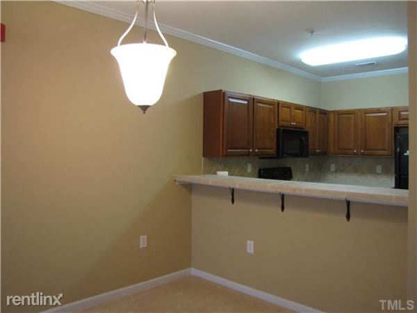 Building Photo - 2610 Oldgate Dr
