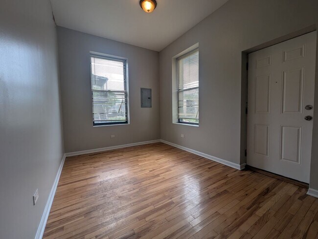 Foto del edificio - 5417 S Carpenter St
