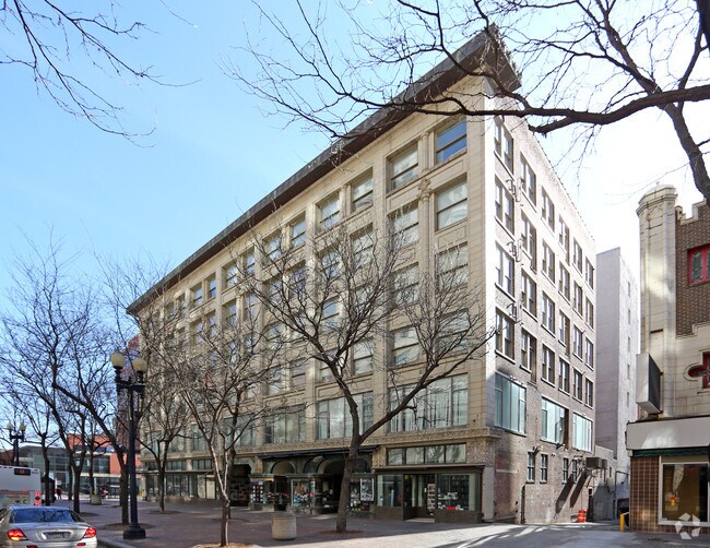 Low Apartments for Rent in Omaha NE 127 Rentals