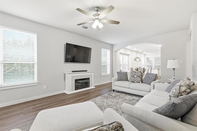 Foto del edificio - 5582 Yarborough Dr