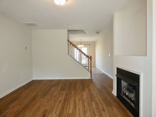 Foto del edificio - Great Townhouse - Convenient Arden Location