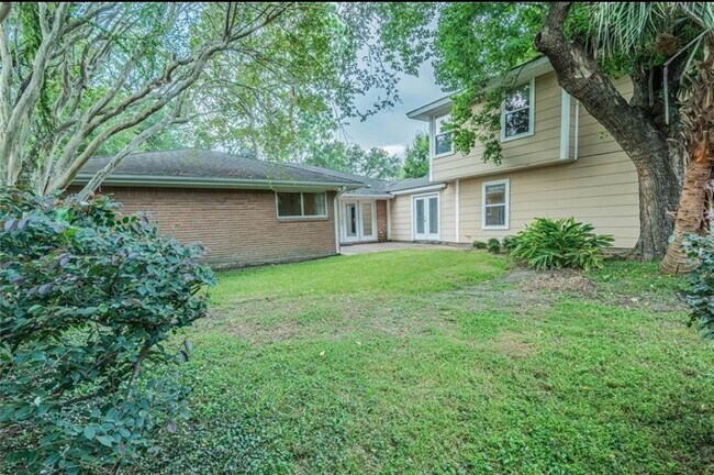 Building Photo - 5642 Wigton Dr