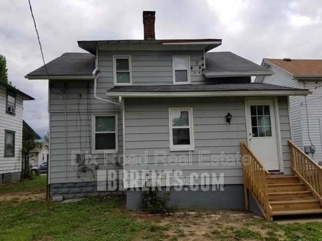 Building Photo - 914 Chelsea Ave