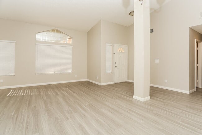 Building Photo - 3728 Dauntless