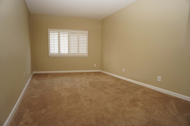 Bedroom 1 - 1818 Glendon Ave
