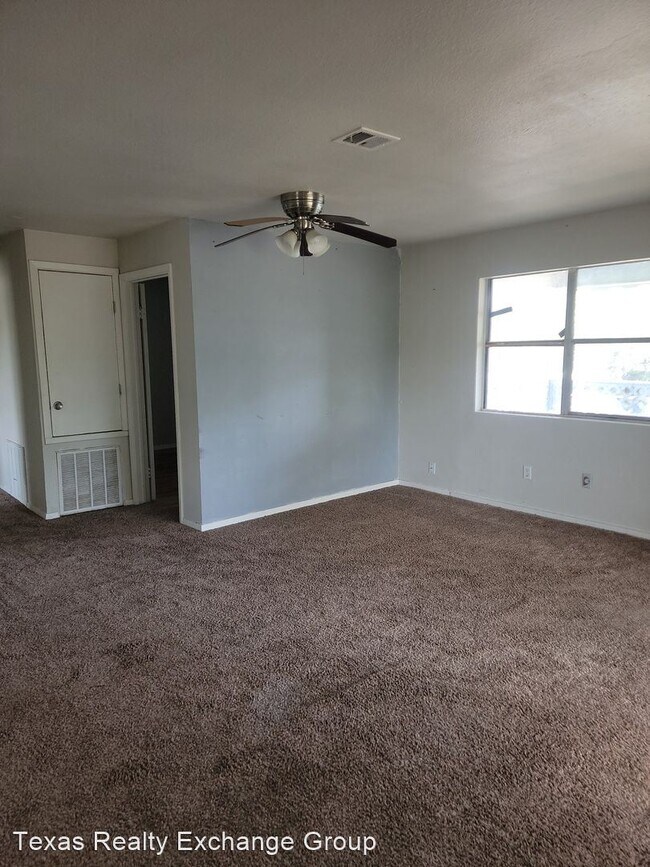 Foto del edificio - 3 br, 2 bath House - 621 Cheyenne St,