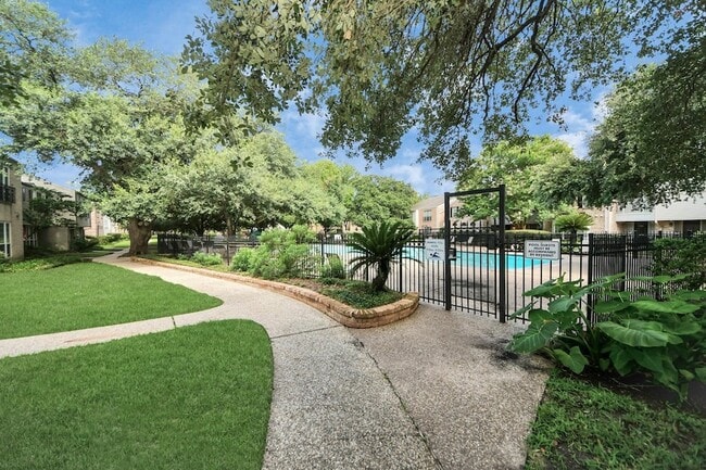 Photo - 832 Wax Myrtle Ln Apartment