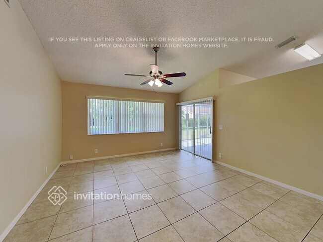 Foto del edificio - 19330 NW 3rd St