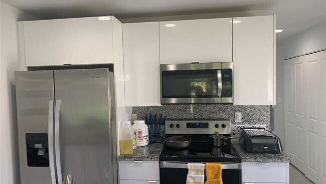 Foto del edificio - 5749 Garfield St