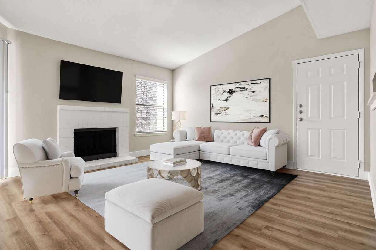 Enclave At Bear Creek Apartments in Euless, TX