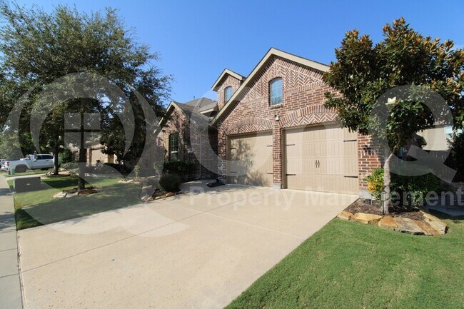 Building Photo - 16021 High Line Dr