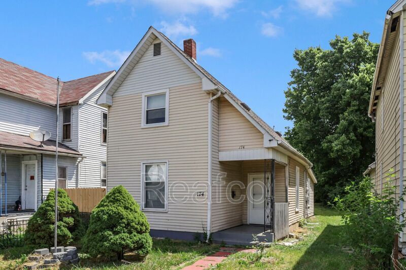 Primary Photo - 174 N Princeton Ave
