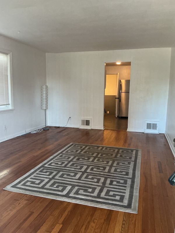 Building Photo - 47 157th St