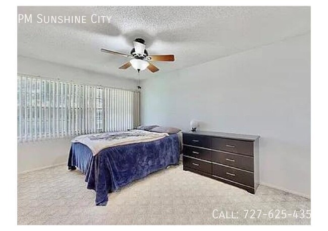 Foto del edificio - Charming 2-Bedroom Condo in Seminole