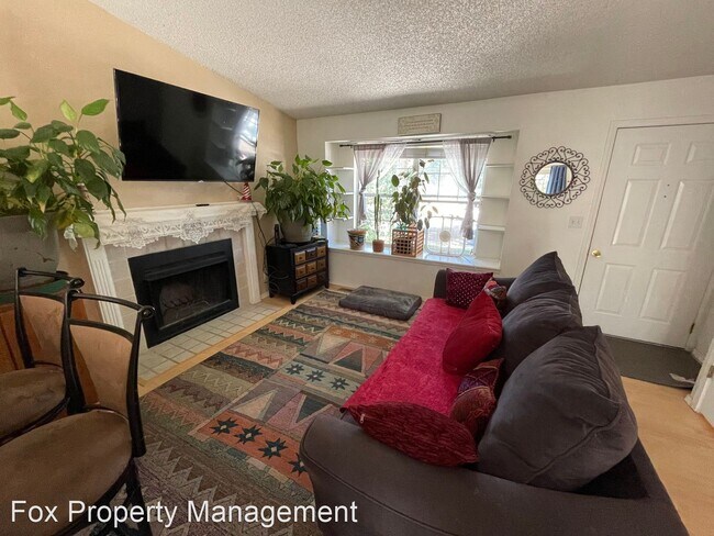 Foto del edificio - 4 br, 1.5 bath House - 340 Lilac Circle