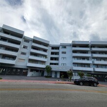 Building Photo - 7300 Wayne Ave