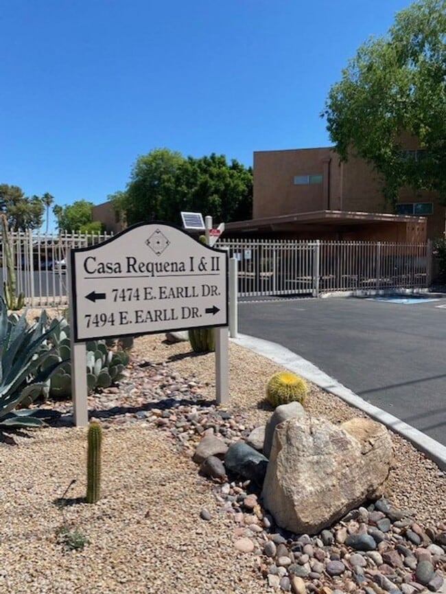 Building Photo - 7494 E Earll Dr