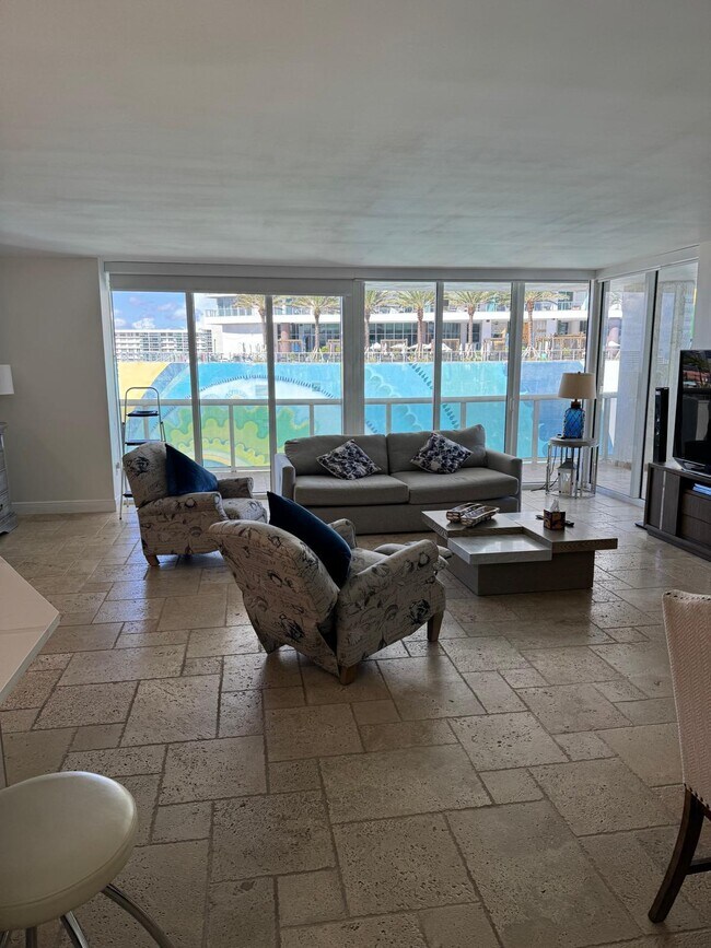 Foto del edificio - 1800 S Ocean Dr