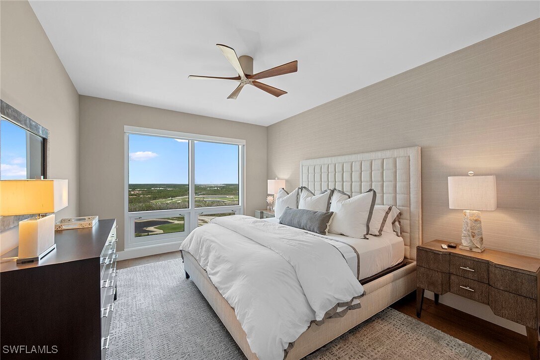 Foto principal - 13915 Old Coast Rd