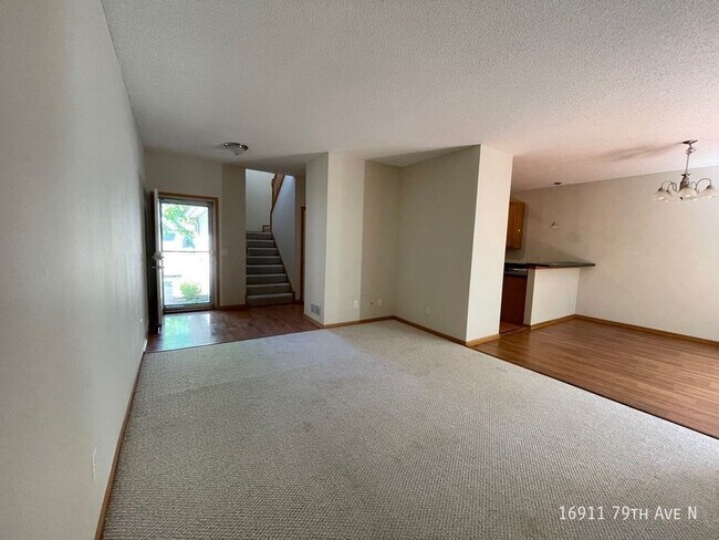 Building Photo - 16911 79th Ave N