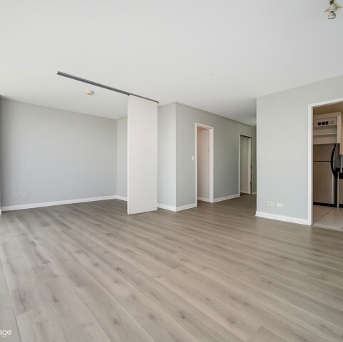 Foto del edificio - 3550 N Lake Shore Dr
