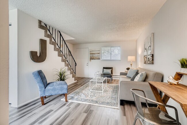 Foto del edificio - Renovated 2 Bedroom in Auburn!