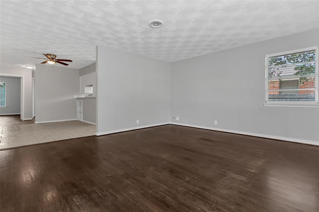 Foto del edificio - 11048 Wyatt St