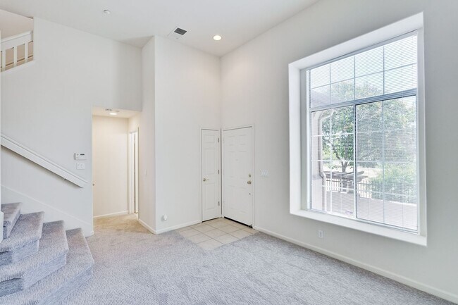 Foto del edificio - 3013 Goodacre Ct