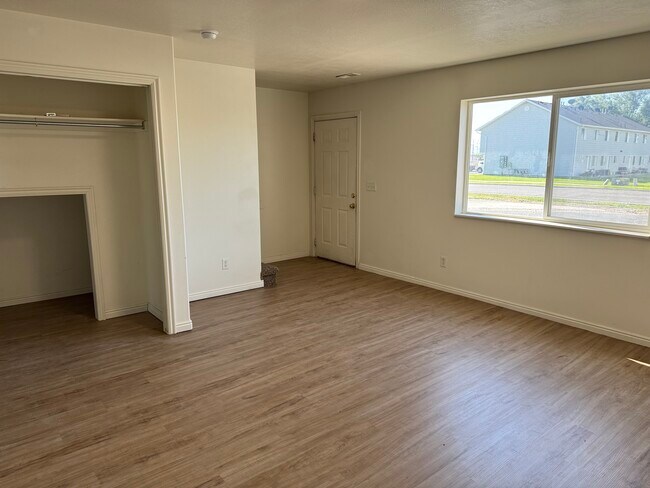 Foto del edificio - 2520 W 450 N